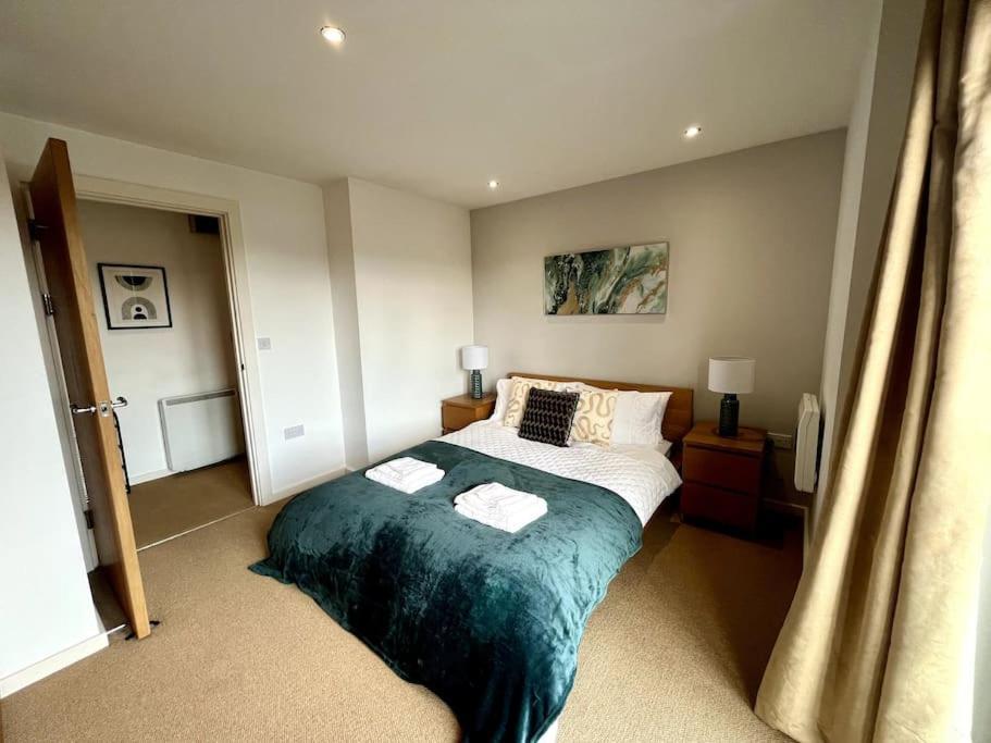 Beachfront Bliss With Spectacular Views Llanelli Exterior foto